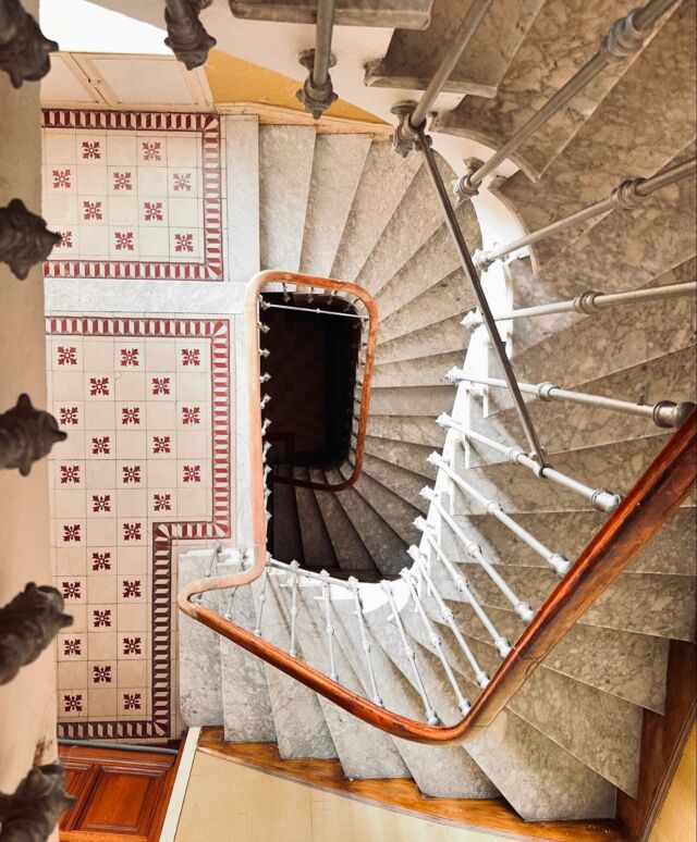 🧡 
E s t i m a t i o n 
N i ç o i s e 
D u 
J o u r 
🧡

#conseil #transactionimmobilière #estimation #digitalrealestate #realtestate #agentimmobilier #agenceimmobiliere #mriviera #ilovenice #ilovearchitecture #iloverealestate #ilovephotography #ilovestairs #iloveprojects #ilovealpesmaritimes #ilovefrenchriviera #ilovemyjob #ilovenewmeetings #ilovegooddays